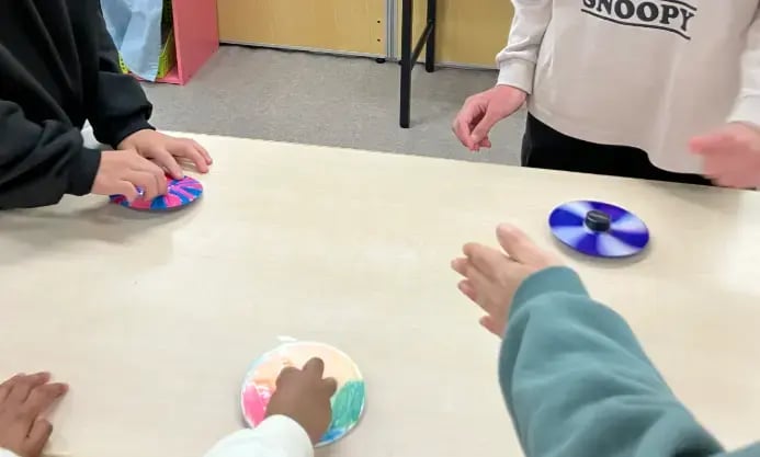 こま回し大会の様子2